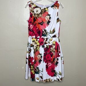 ROZ & ALI Floral Dress White & Fuchsia Sleeveless Pleated Full Skirt Exposed Zip